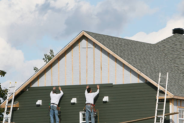 Professional Emergency Siding Repair technician working in Morristown, NJ